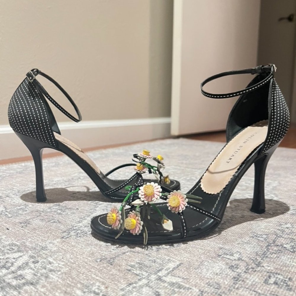Colin Stuart Daisy Heels